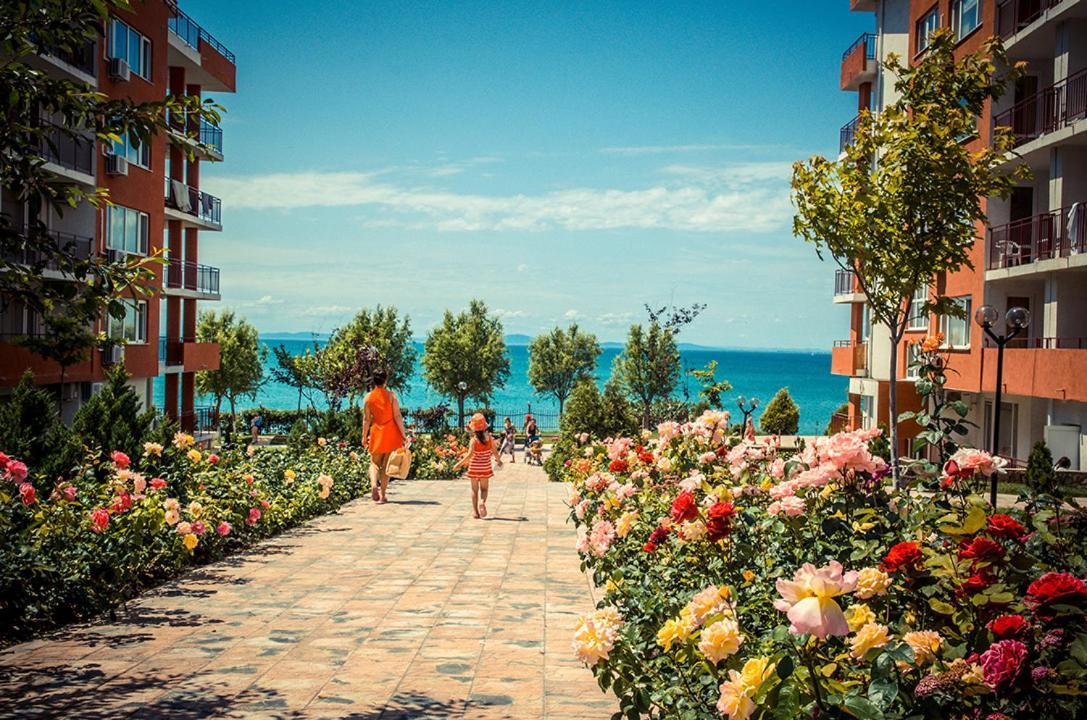 Apartment Noks 17 Pools And Sea *